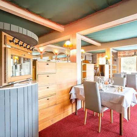 Hotel Restaurant La Tour Dunieres