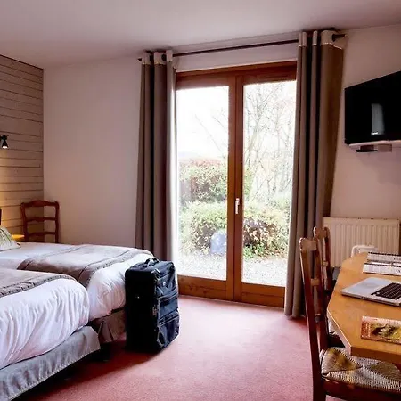 Restaurant La Tour Hotel Dunieres